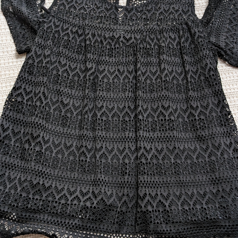 Black lace top